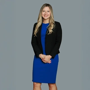 messa-associates-laura-laughlin25_img-300x300
