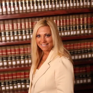 messa-associates-roseann-gomez_img